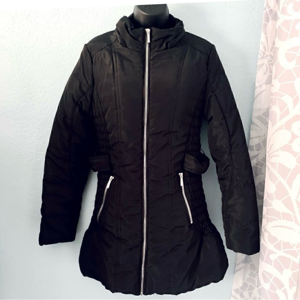 Yoki Outerwear Collection Black Smocked Puffer Coat Size Medium